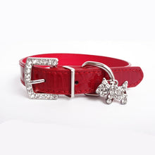 Load image into Gallery viewer, Crystal Pendant Pet Collar